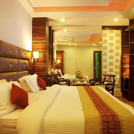 Hotel Delhi 55 -City Center, New Delhi Railway Station, Paharganj-2